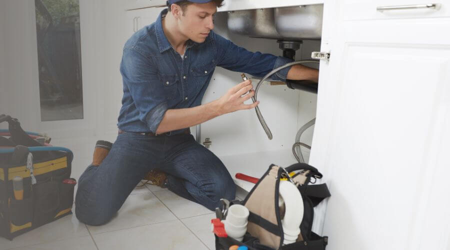 Professional water heater repair in Manhattan, IL